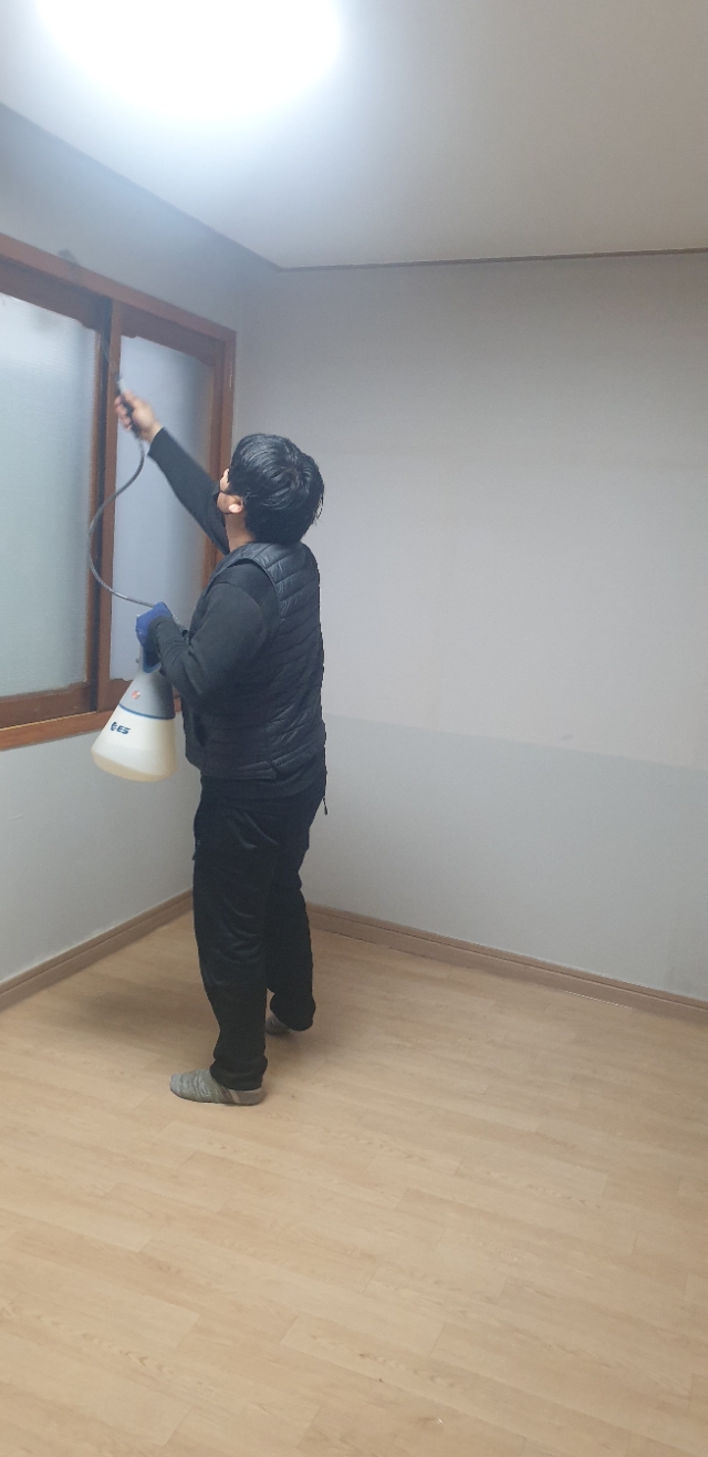 경남·부산·울산 유품정리 작업중
